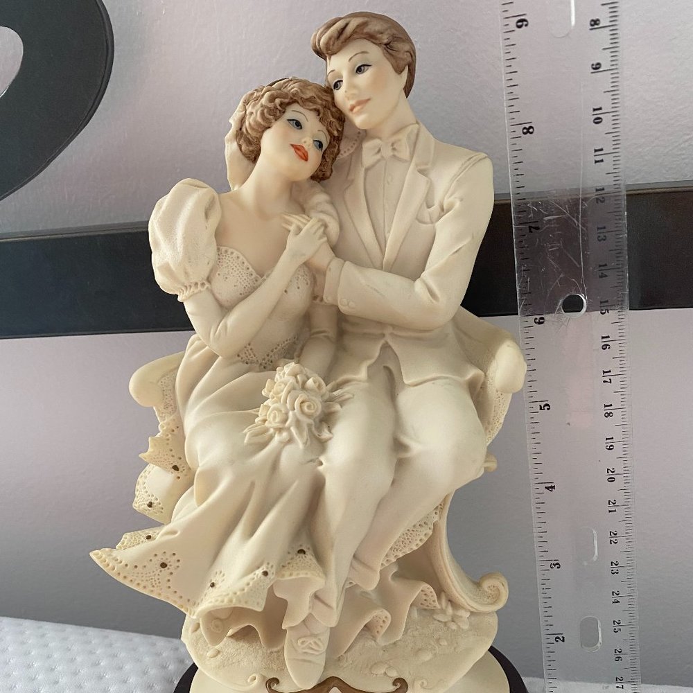 Limited Edition Giuseppe Armani "Garden Wedding" Porcelain Figurine Italy - Picture 8 of 9